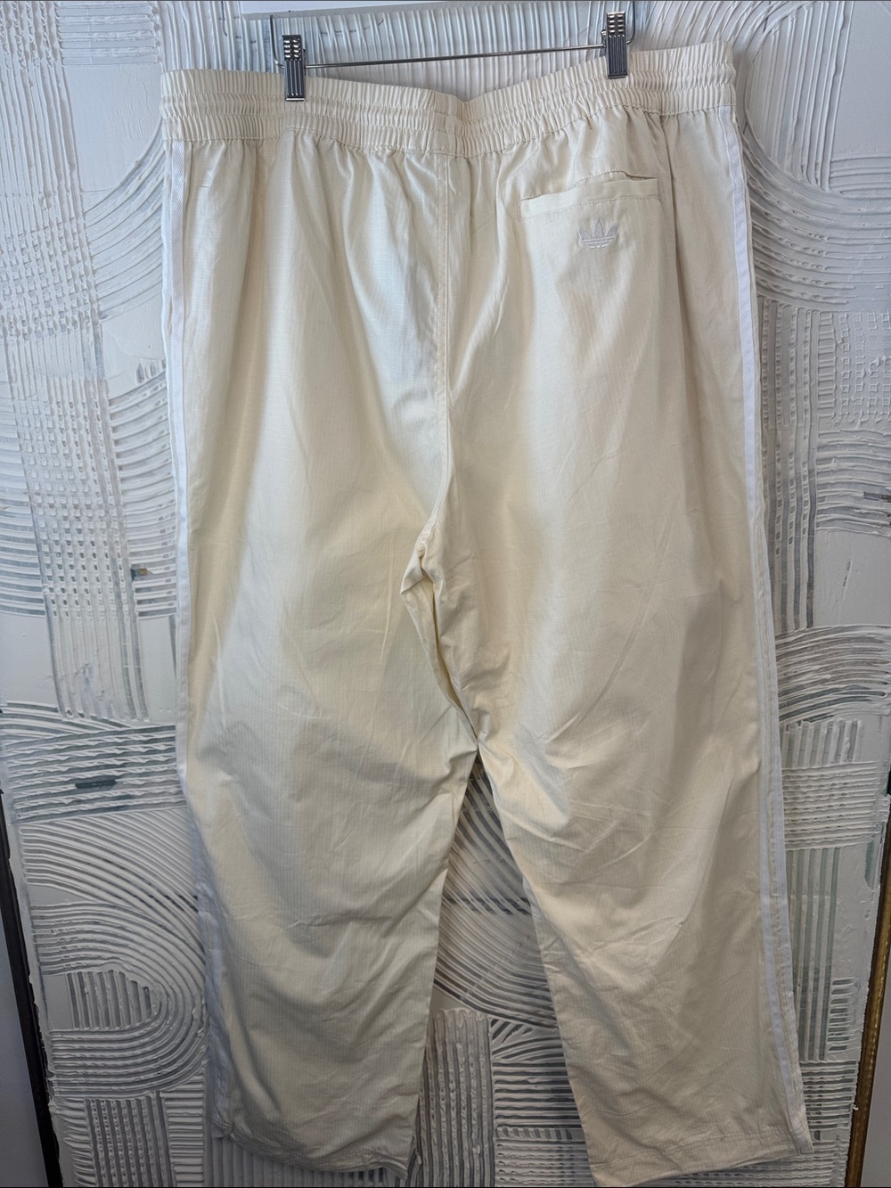 adidas Women’s Cream Drawstring Joggers with Side Stripe N0548 - Picture 5 of 9